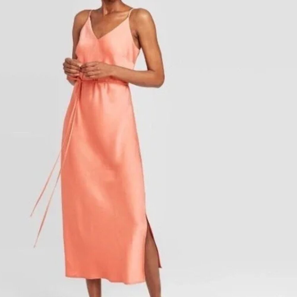 Sleeveless Satin Maxi Dress in Peach